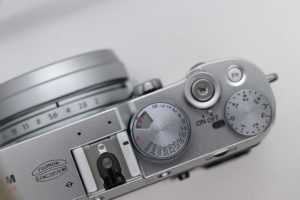 FUJIFILM X100Fを購入！開封・外観レビュー！！