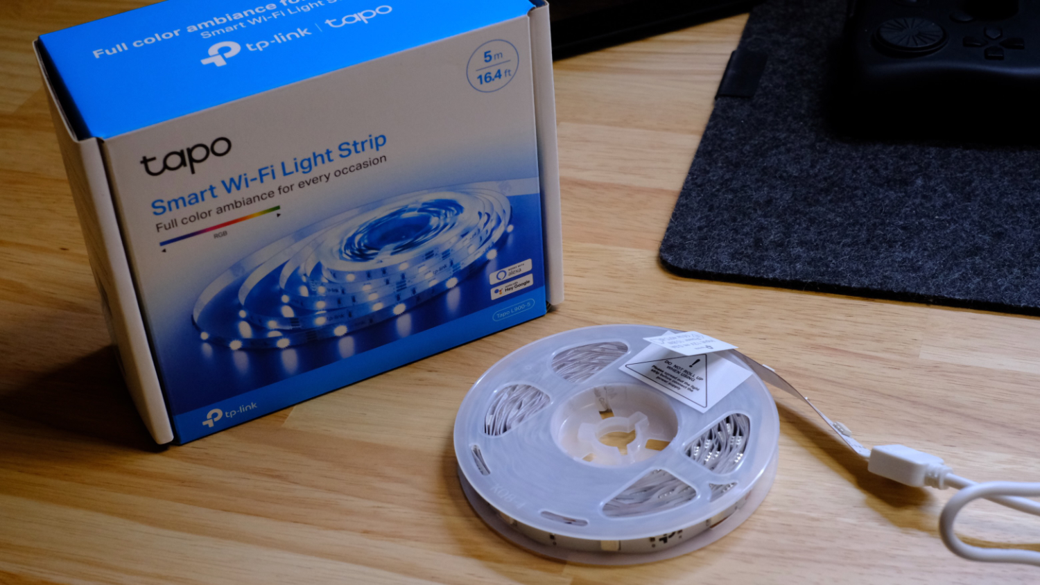 【レビュー】デスク周りをLEDテープライト「Tapo L900-5」を使ってオシャレにしていく［PR］
