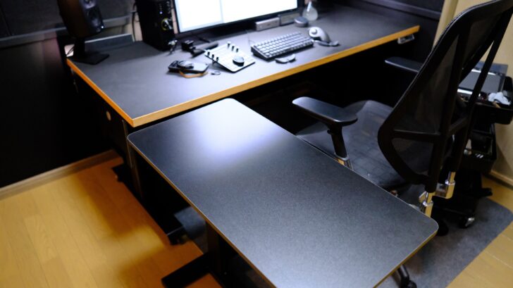 SHUWEI 昇降式サイドテーブル！360°回転キャスターも搭載している！！ちょっとした作業や撮影テーブルに便利です