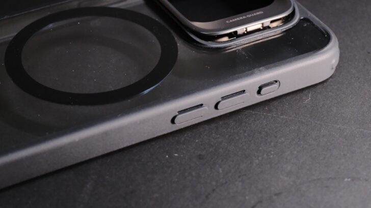ESR iPhone 15 Pro ケース 特徴