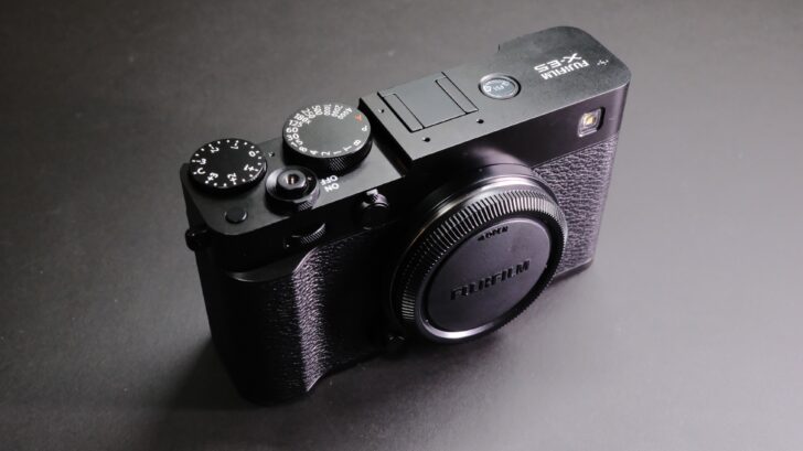 FUJIFILM X-E5 
