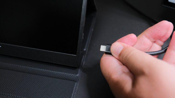 ケーブルを接続するだけ利用可能