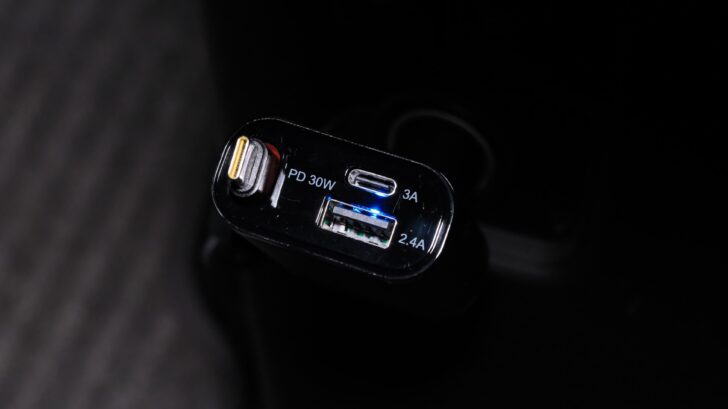 LISEN 車両用 巻き取り式ケーブル内蔵充電器 レビュー