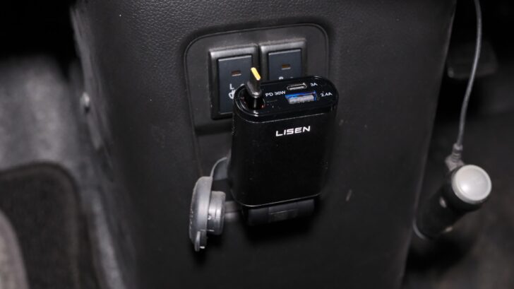 LISEN 車両用 巻き取り式ケーブル内蔵充電器 レビュー