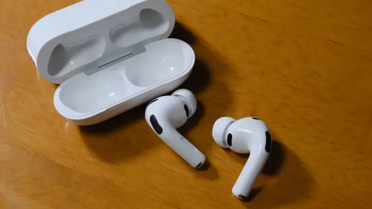 ［8］AirPods Pro 3