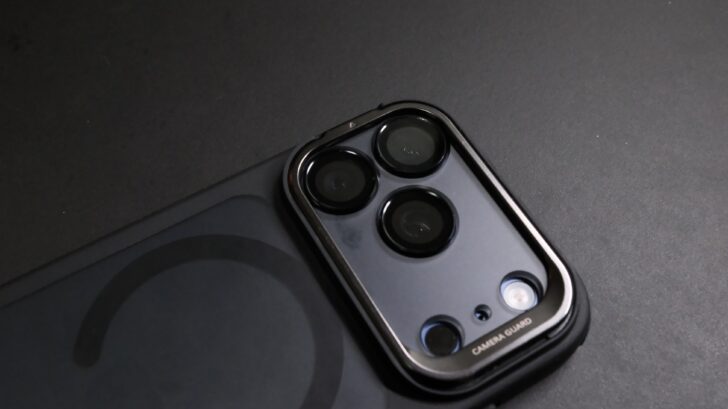 ESR iPhone 17 Pro カメラレンズフィルム レビュー