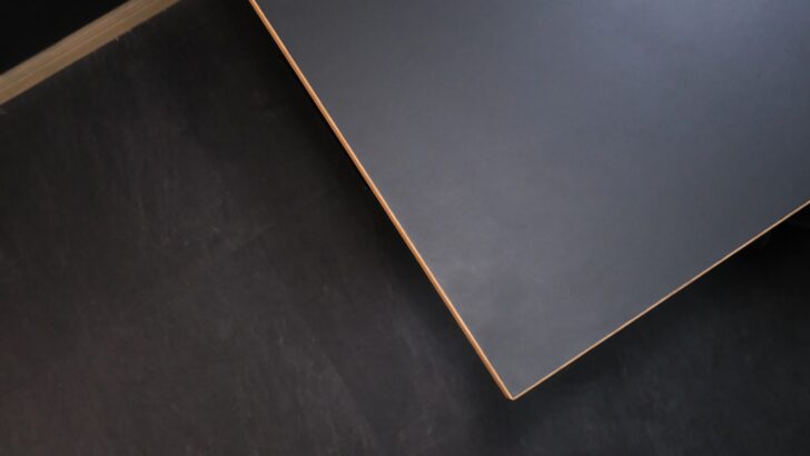 デスクとチェア