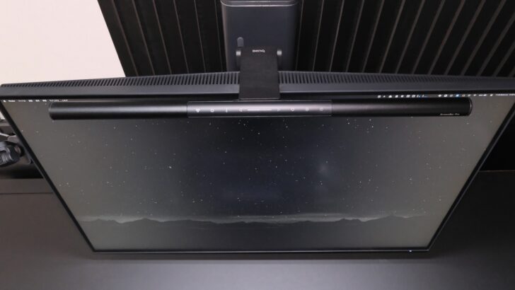 モニター周辺アイテム