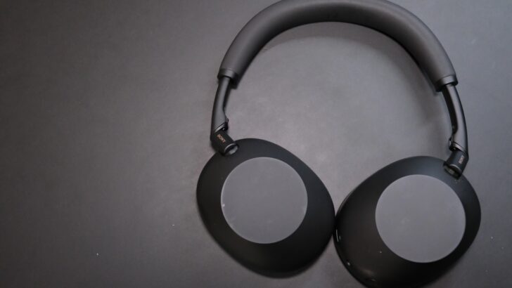 デスク下アイテム