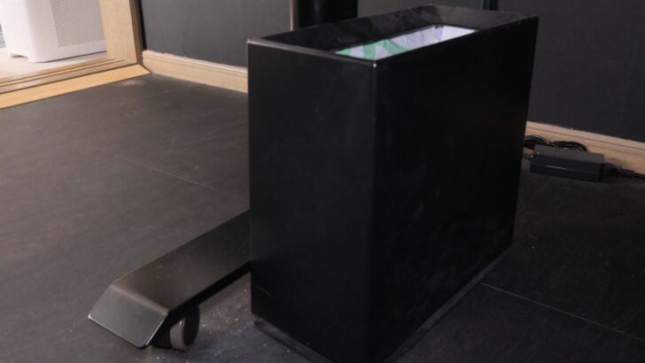 デスク下アイテム